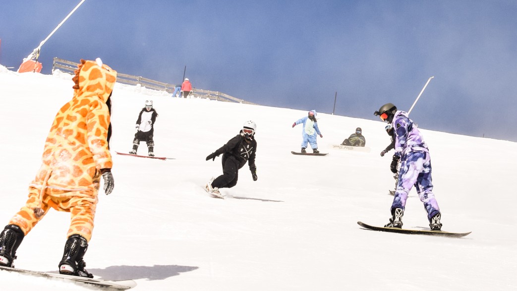 zimowy tok snowboard