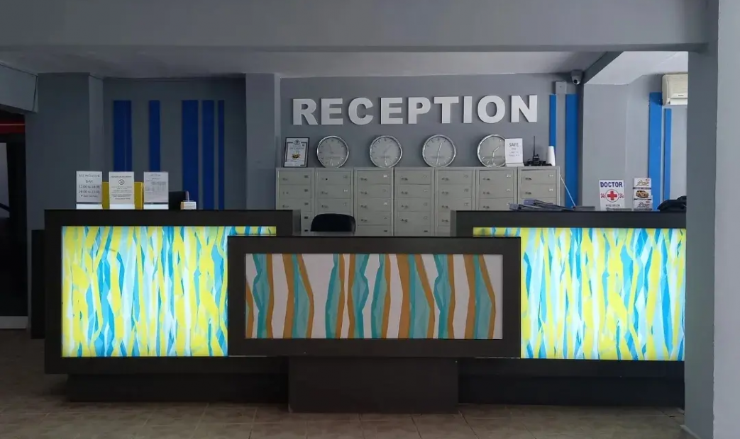 Recepcja w hotelu Carnival