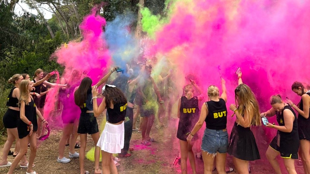 Obóz samolotowy party zone w Hiszpanii