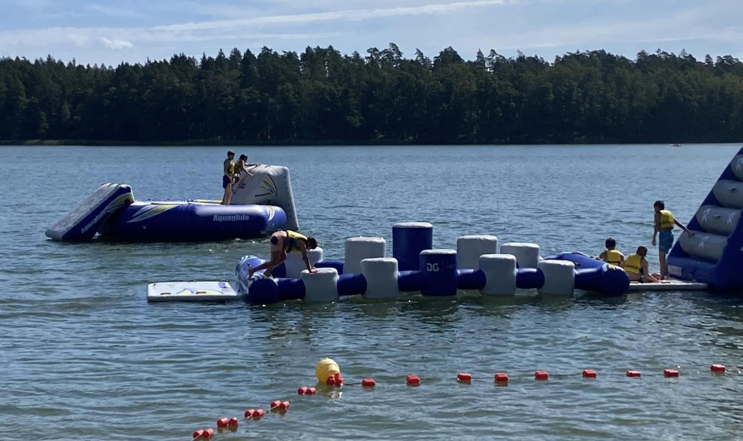 Obóz nad jeziorem Mazury, spływ kajakowy